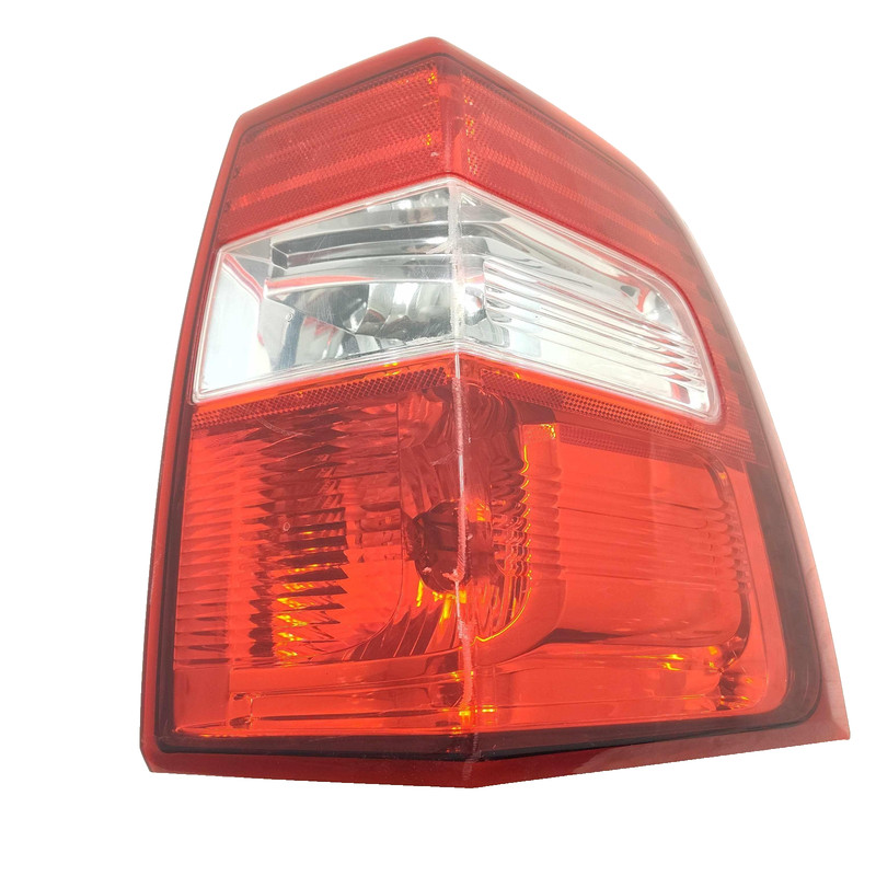Ford Expedition RH Passenger Tail Light Assembly 2014 P/N 7L1Z13404AA