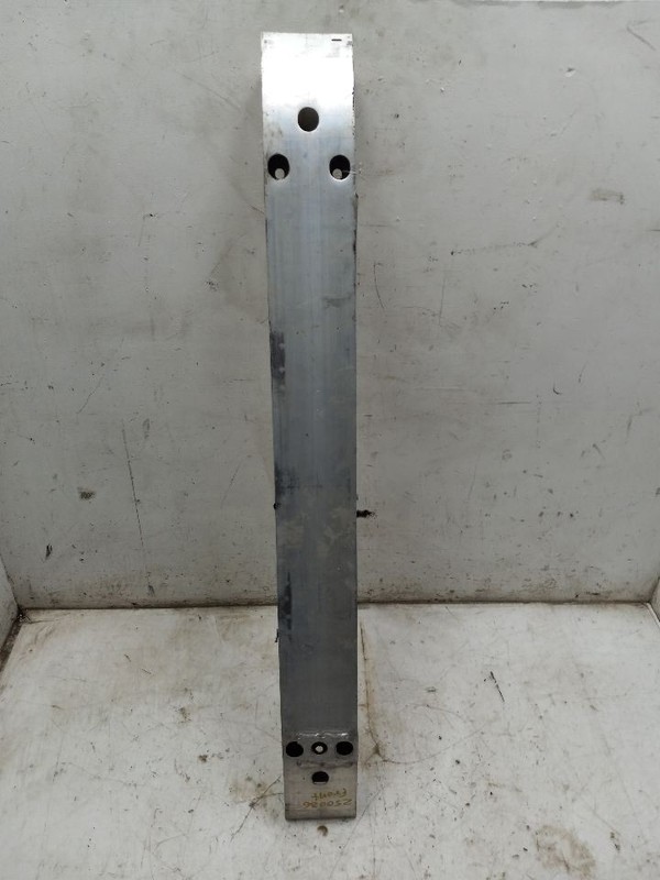 01-06 LEXUS LS430 FRONT BUMPER REINFORCEMENT US MARKET
