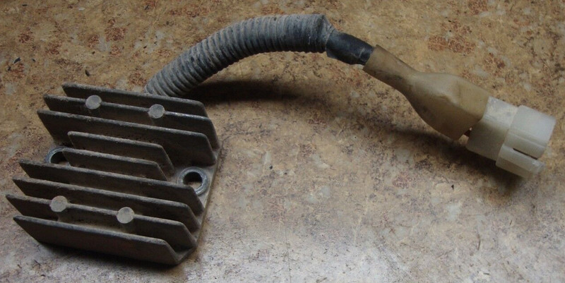 1984 Honda Fourtrax TRX200 TRX 200 SX TRX200SX Voltage Regulator Rectifier 84
