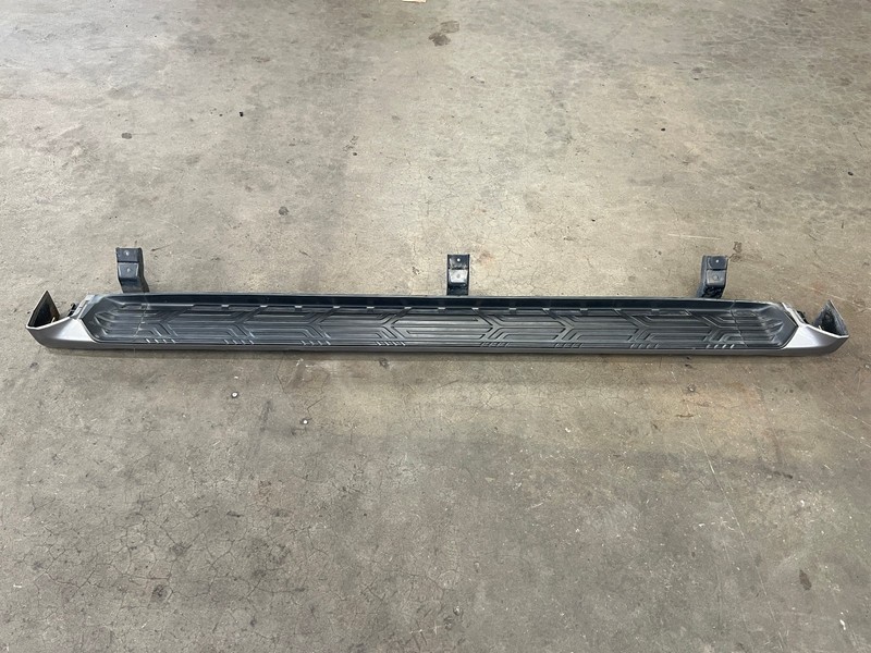 ⭐2011-2017 INFINITI QX56 QX80 RIGHT PASS STEP BAR RUNNING BOARD ASY OEM LOT2670