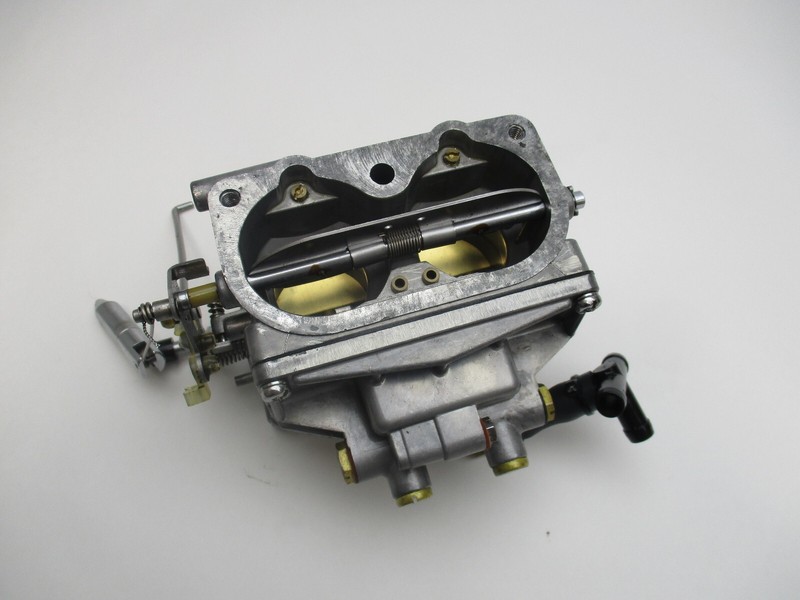 6G5-14302-02-00Center Carburetor Yamaha 200 HP Outboards