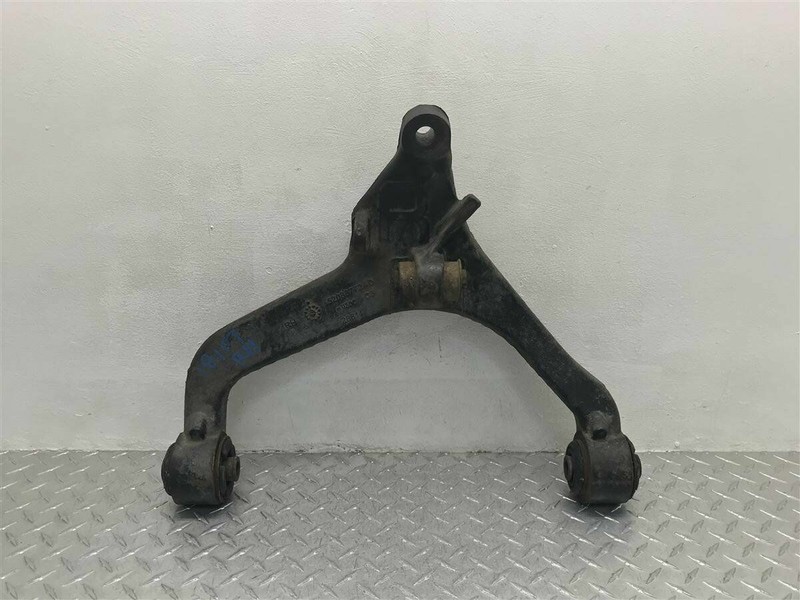 02-07 JEEP LIBERTY FRONT PASSENGER RIGHT LOWER CONTROL ARM OEM 52088636AF