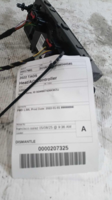 Used A/C Selector Switch fits: 2022 Volkswagen Taos single zone ID 5GM907426LWZU