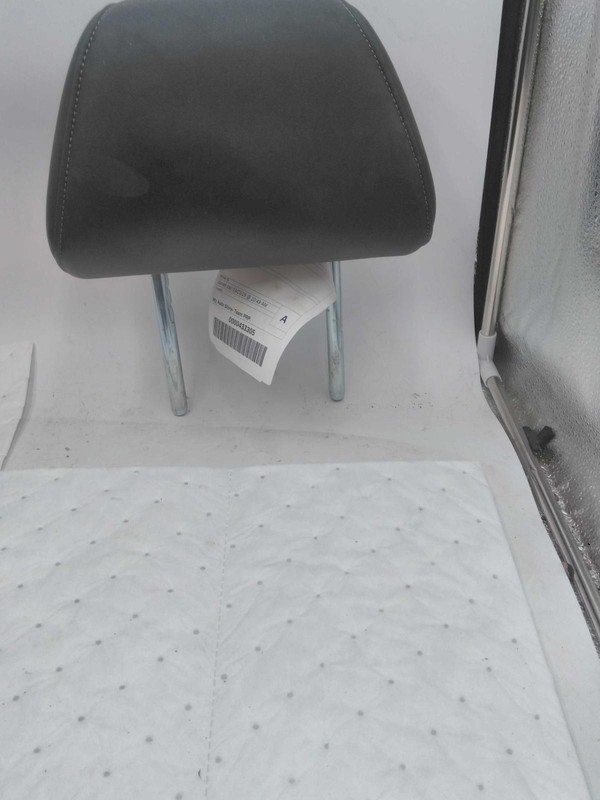 2023 Honda Accord Headrest Black Used 2459036 35K Miles Non-OEM