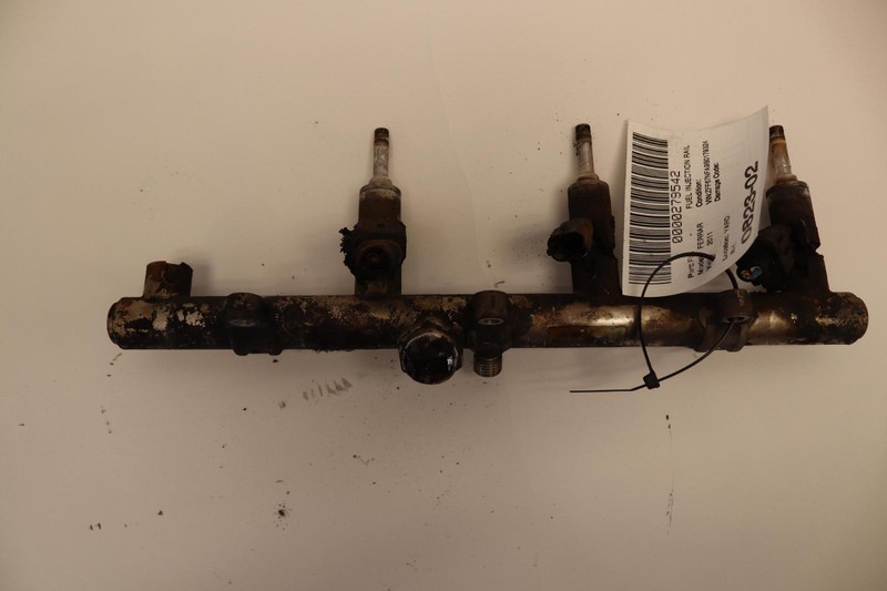 2010-2015 FERRARI 458 ITALIA 4.5L V8 F136 RIGHT FUEL INJECTION RAIL PIPE OEM