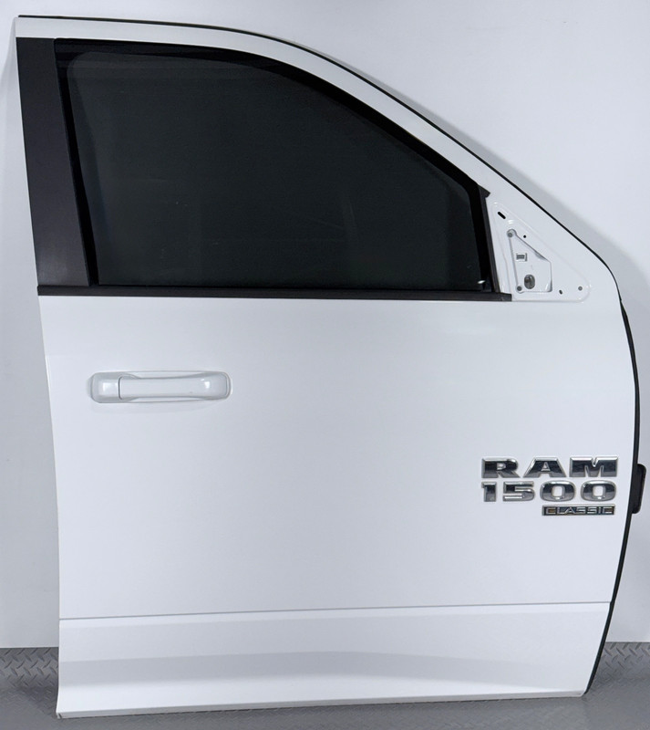 ✅ 2009-24 RAM 1500 Classic 2500 3500 OEM COMPLETE DOOR FRONT RIGHT White PW7