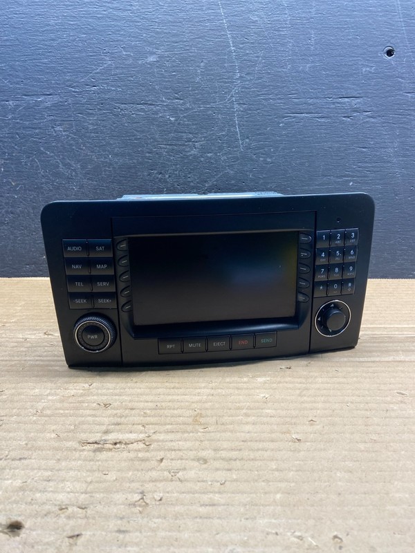 2006 2007 2008 Mercedes ML350 GL450 Radio Navigation Screen Display AE4550 DG