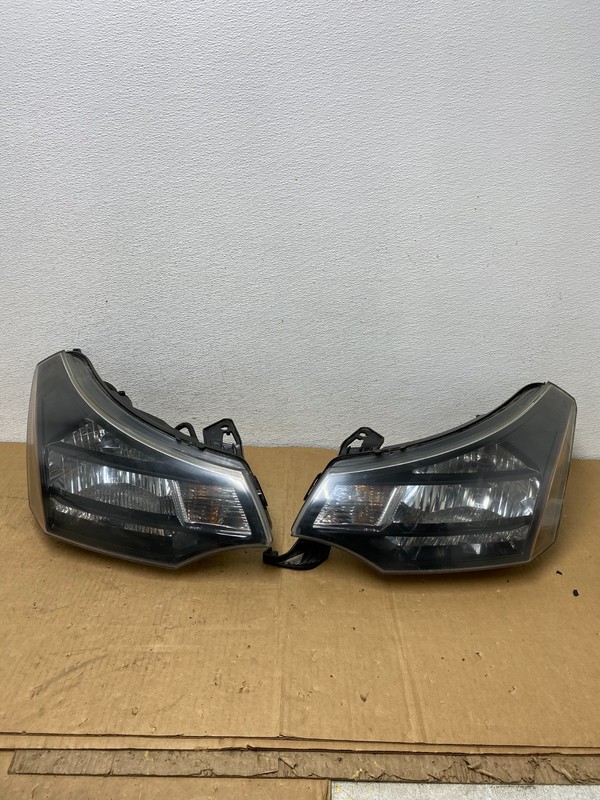 2008 2009 2010 2011 Ford Focus Left+Right Headlights Halogen DEPO AC8620 DW