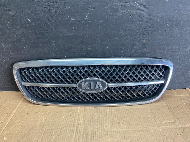 2004 to 2005 Kia Sedona Front Upper Grill Grille o1228 PS