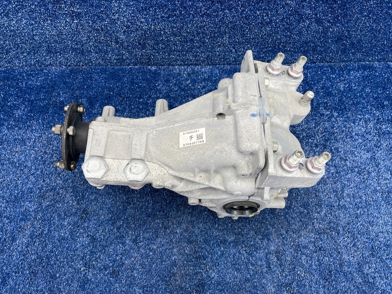 2017-2020 Fiat 124 Spider Rear Differential Carrier Assembly OEM 51000221