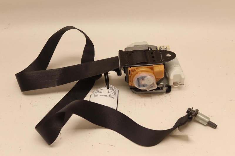 2011-2012 INFINITI QX56 FRONT RIGHT PASSENGER SIDE SEAT BELT W/ PRE-CRASH OEM