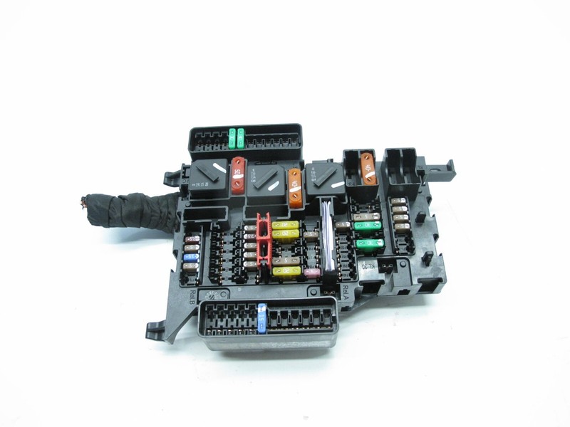 14-19 MINI COOPER S F56 F57 2.0 CABIN FUSE RELAY BOX CONTROL MODULE OEM 011924
