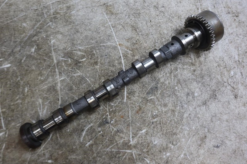 2016-2025 Dodge Durango 3.6L OEM Left LH Exhaust Camshaft 05048029