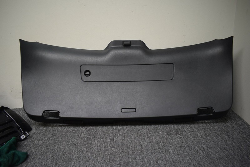 2015-2018 PORSCHE MACAN LOWER TRIM PANNEL FACTORY OEM