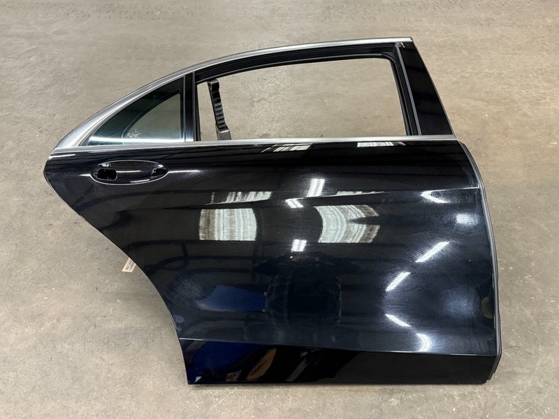 ⭐2014-2017 MERCEDES-BENZ S550 REAR RIGHT DOOR PANEL COVER SHELL ASY OEM LOT2707