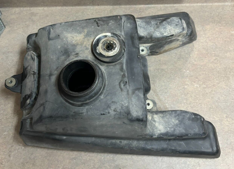 1990 Kawasaki Bayou KLF220 ATV Fuel Gas Tank Petrol ContainerKLF 220 J1