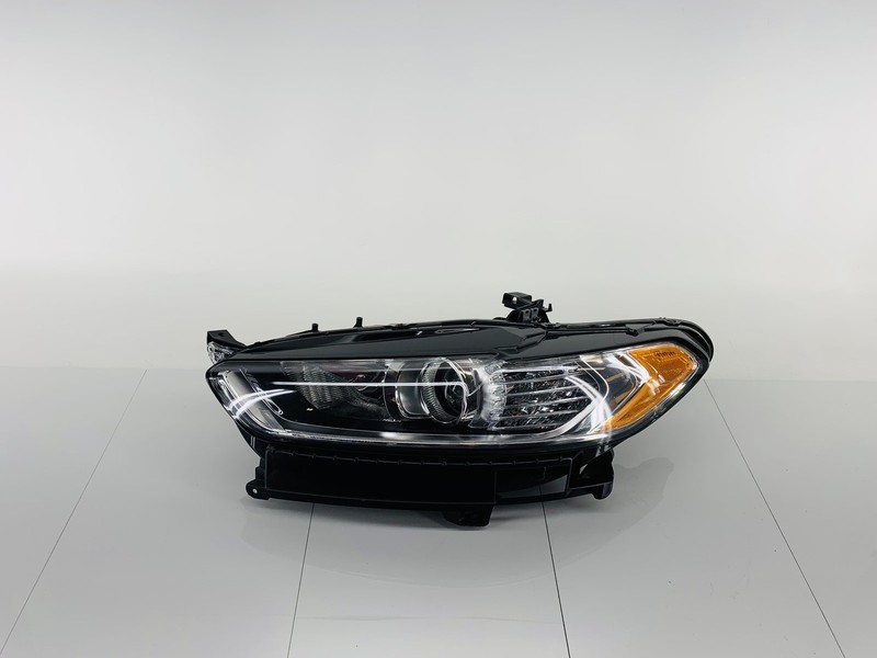 13-16 FORD FUSION FRONT LEFT DRIVER SIDE HEADLIGHT HALOGEN LIGHT LAMP OEM