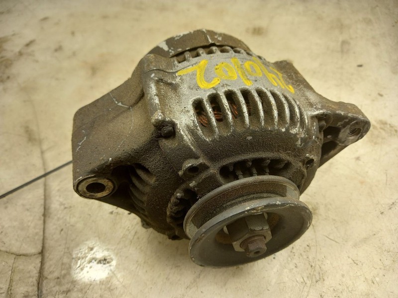 89 90 91 92 TOYOTA 4 RUNNER 2.4L ALTERNATOR 4CYL 70 AMP 22RE