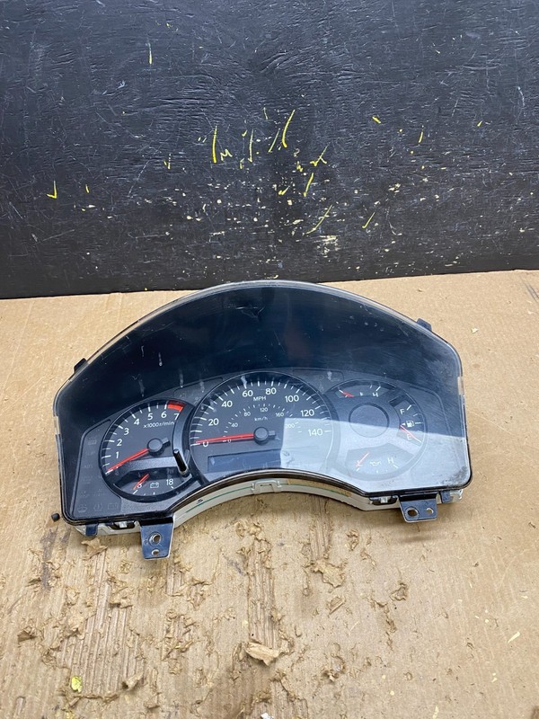 2005 to 2007Nissan Titan Speedometer Cluster Gauge Bezel OEM z9754 DG