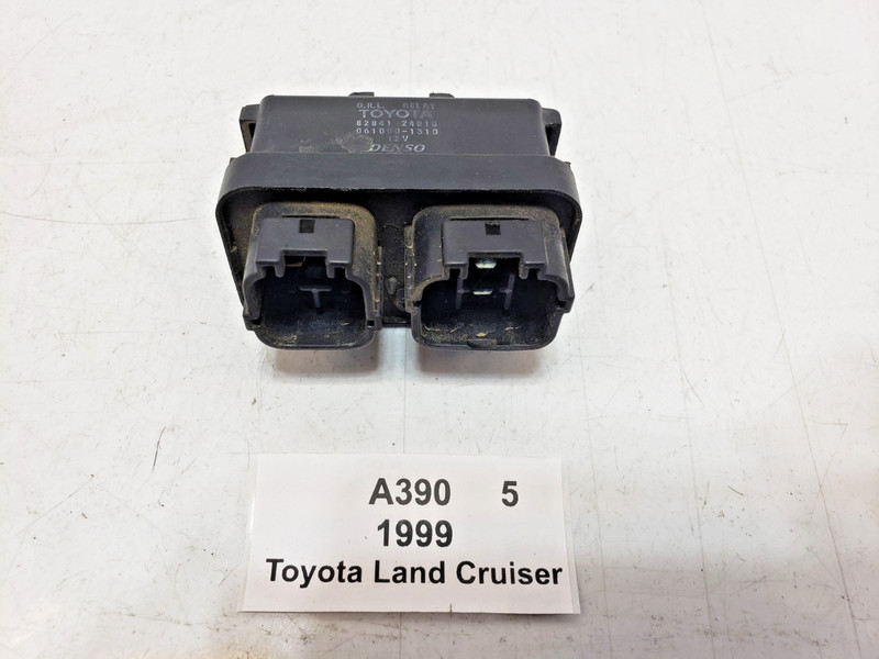 ✅98-02 OEM Toyota Land Cruiser J100 Running Light Voltage Control Module