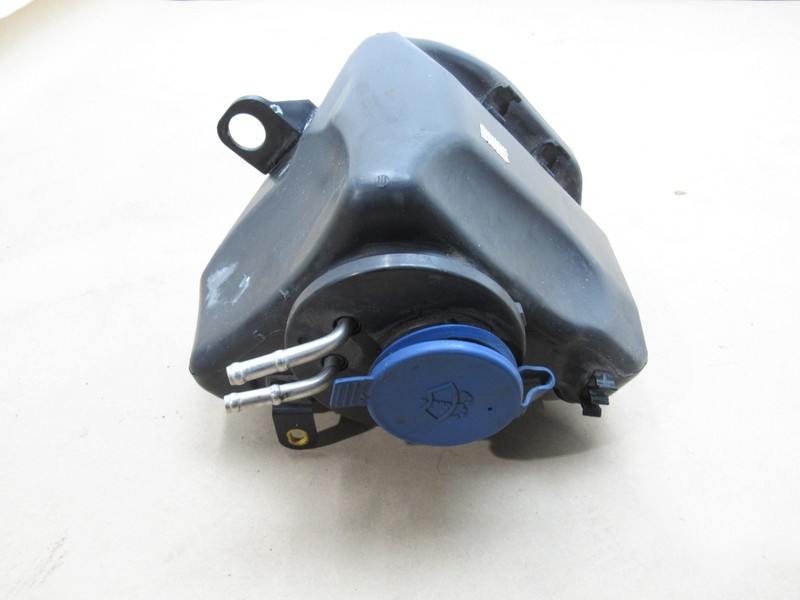 Mercedes S550 C217 2015 4.7L AWD Windshield Washer Bottle Tank Reservoir 14-17 |