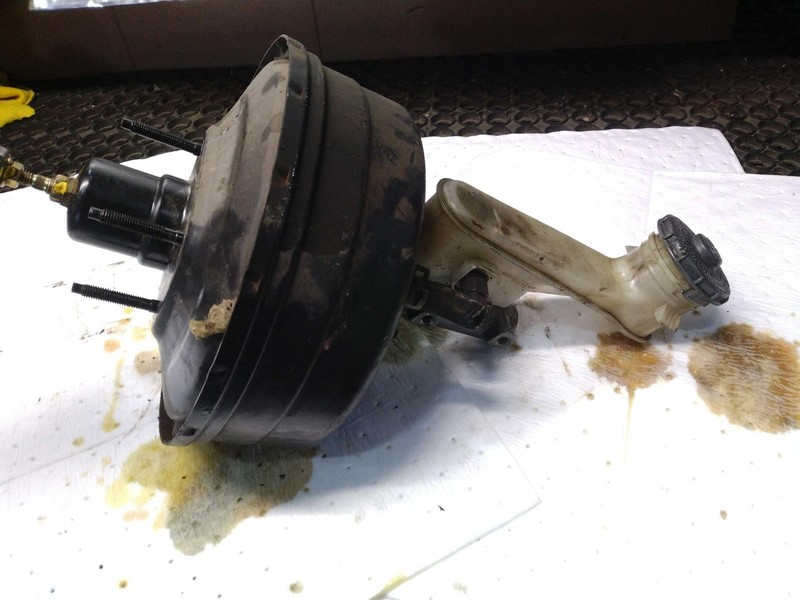 2003 Honda Element Power Brake Booster OEM Black 2.4L 125K Miles
