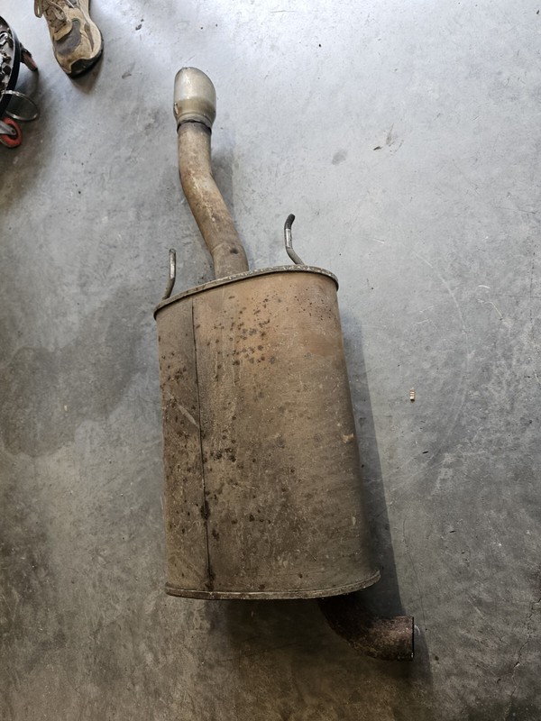 2006 Impala SS Right Muffler Exhaust