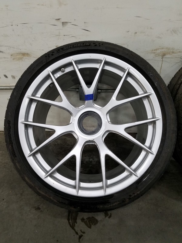 2024 Porsche Cayman GT4 RS Magnesium Weissach Rear Wheel / Tire #2 #74617 N5