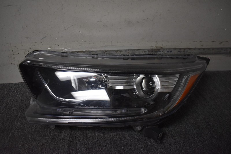 2017-2019 HONDA CR-V HEADLIGHT LEFT SIDE FACTORY OEM