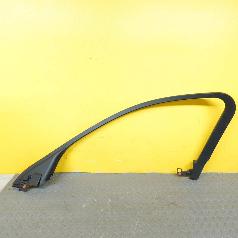 2023-2025 DODGE HORNET FRONT RIGHT DOOR WINDOW FRAME MOLDING TRIM OEM 156155799