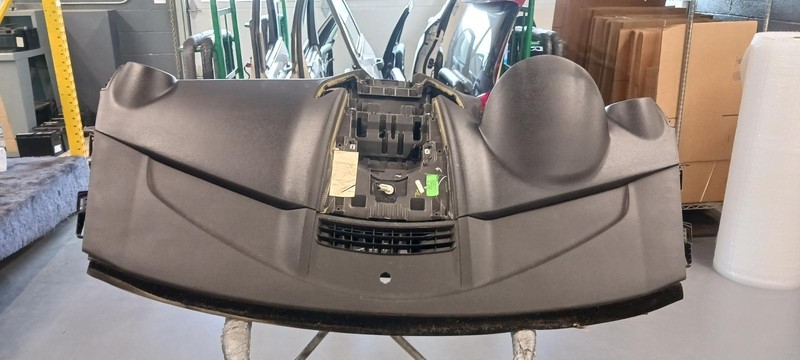 18-'19 FORD FIESTA Dashboard Dash Panel automatic control OEM