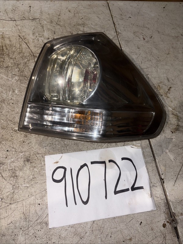 07-09 LEXUS RX350 Right Passenger Tail Light Quarter Panel Mounted Fits OEM