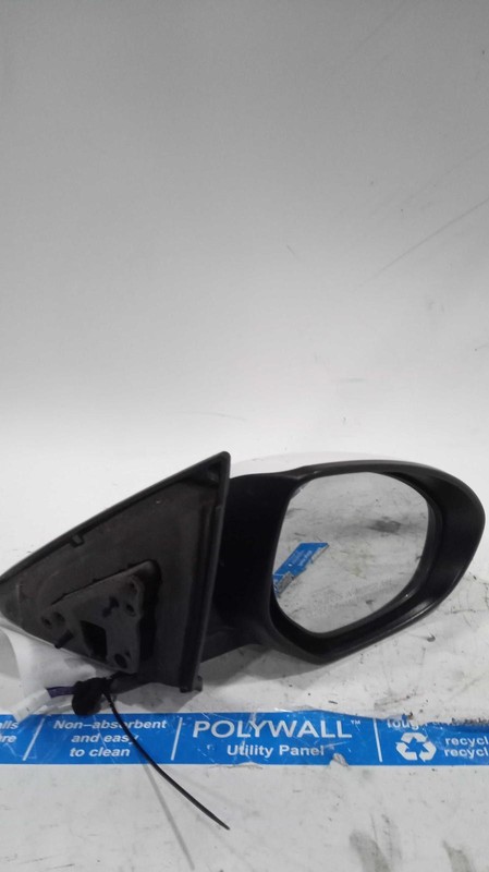2012 Mazda 3 Right Door Mirror Assembly White OEM Used NJ25-19234-475375