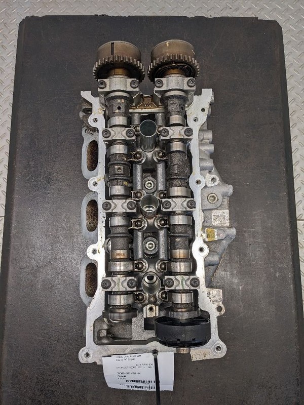 Passenger Right Cylinder Head 3.6L Fits 11-23 300 1154046