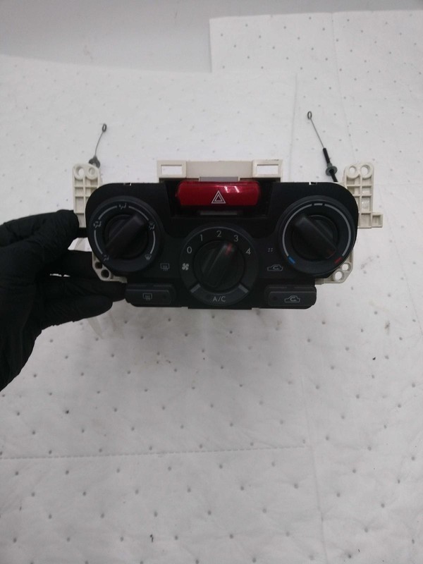 2011 Subaru Impreza A/C Selector Switch OEM Silver 72311FG010 105K Miles