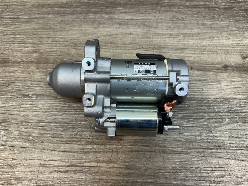 2017-19 BUICK LA CROSSE 3.6L - STARTER ASSY - OEM - DENSO - 43800-2140