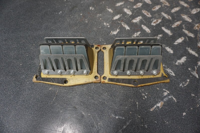 1994-1996 Yamaha OEM Reed Valve Set of Two VMAX 500 8AB-13610-00-00