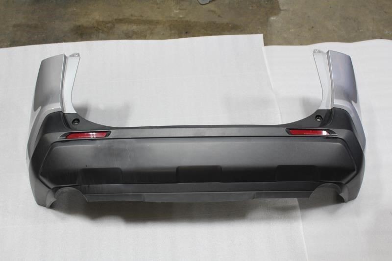 2020 TOYOTA RAV4 REAR BUMPER COVER WITH END CAPS SILVER 1D6