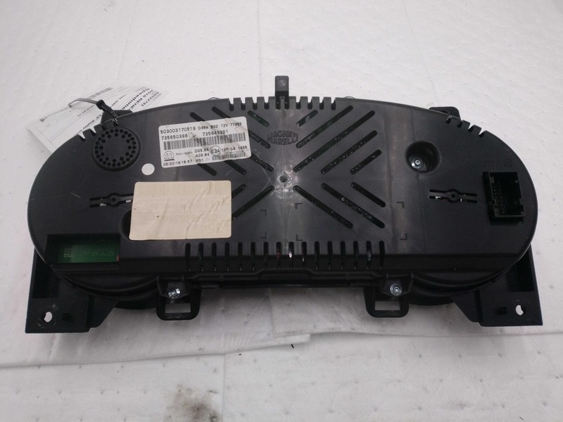 2016 Jeep Renegade Speedometer Gauge OEM Tan 80K Miles NJ25-22791-577462