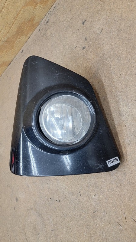 2014-2016 Toyota Corolla Foglight Cover Bezel Right RH & Foglight W/Bracket OEM