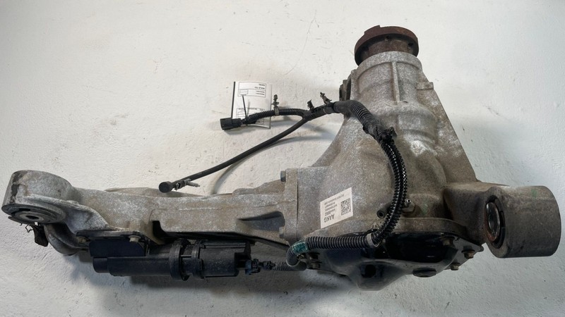 19-20 CHEVROLET SILVERADO 1500 FRONT DIFFERENTIAL CARRIER ASSEMBLY 5.3L # 109445