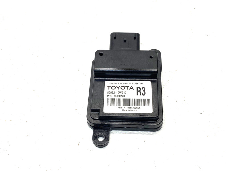 13-17 LEXUS LS460 FRONT RIGHT OCCUPANT SENSOR MODULE OEM A0.46