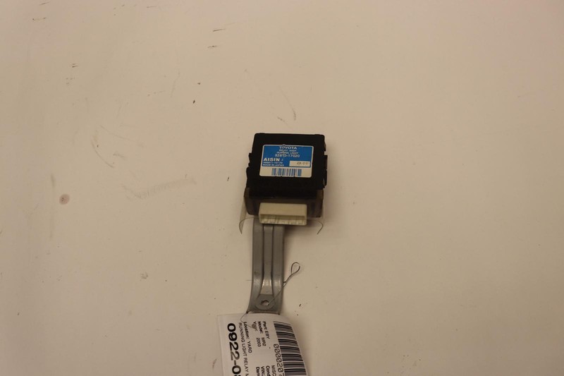 2003-2005 TOYOTA MR2 DASH RUNNING LIGHT DAYTIME RELAY POWER MODULE AISIN OEM