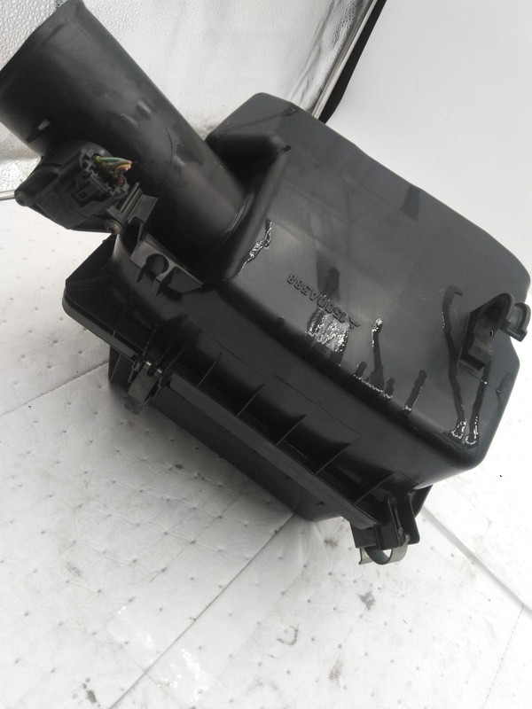 2021 Mitsubishi Outlander Sport Air Cleaner Assembly OEM 1500A376 Used