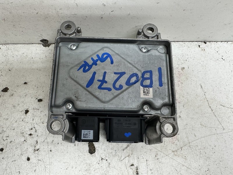 2007-2009 Mazda 3 Occupant Module Computer ID: 0285001961