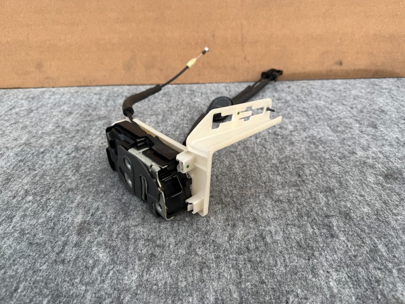 FORD BRONCO 2021-2025 OEM REAR RIGHT PASSENGER DOOR LATCH LOCK ASSEMBLY