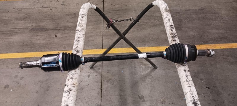 18-'23 SUBARU XV CROSSTREK Left driver front Axle Shaft OEM 1 Year Wnty!