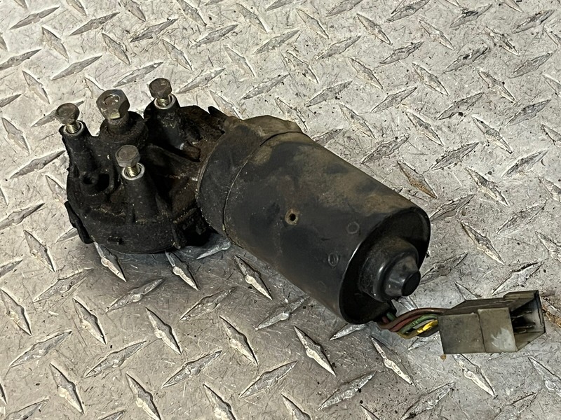 04-06 Dodge Mercedes Sprinter T1N Windshield Wiper Motor 12v BOSCH 0390241345