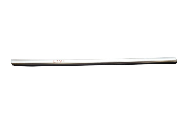 14-19 Mercedes CLA250 Front Right Side Door Window Belt Molding A1177250282 OEM