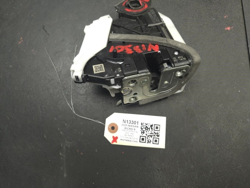 Rear Right Door Lock Latch 2025 Nissan Kicks 82500-7LF0A 2026